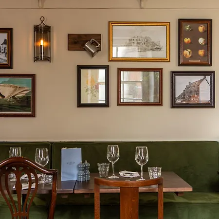 The George At Backwell 4*