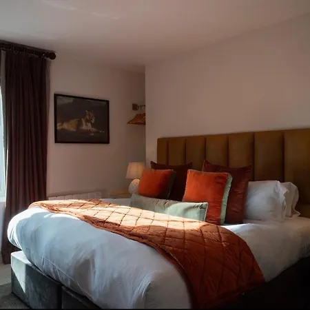 Hotel The George At Backwell Bristol