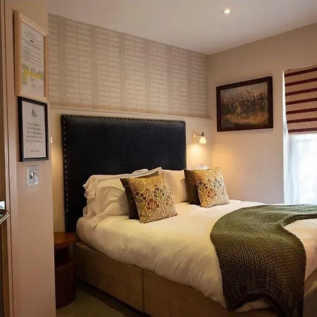 The George At Backwell 4*