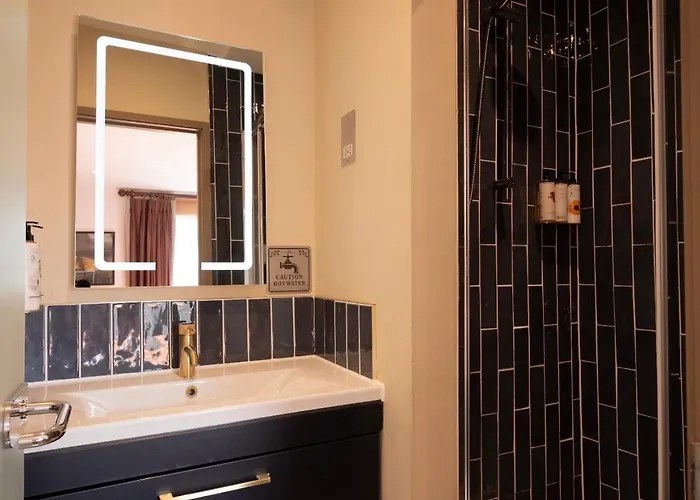 The George At Backwell Hotel