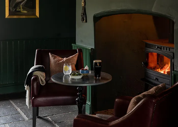 Hotel The George At Backwell Bristol